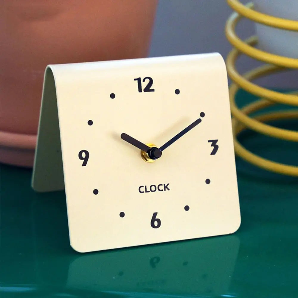 Silent Acrylic Table Clock