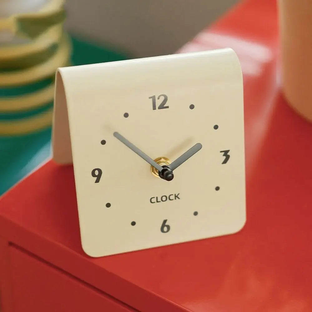 Silent Acrylic Table Clock